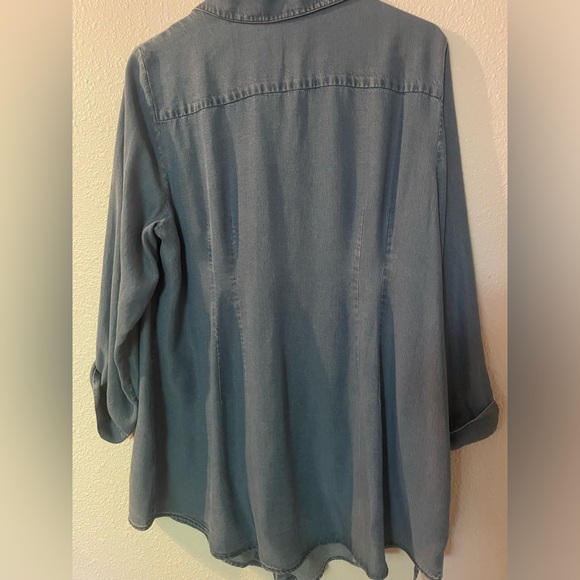 Soft surroundings Jean adjustable large top - Picture 2 of 4